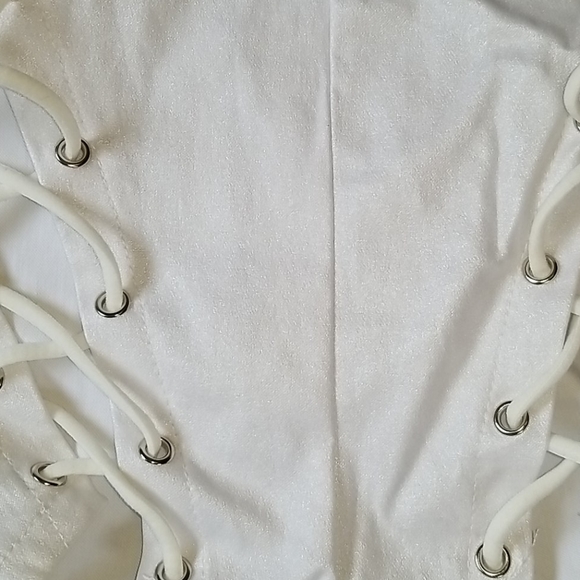 Hot Pants - Picture 3 of 6